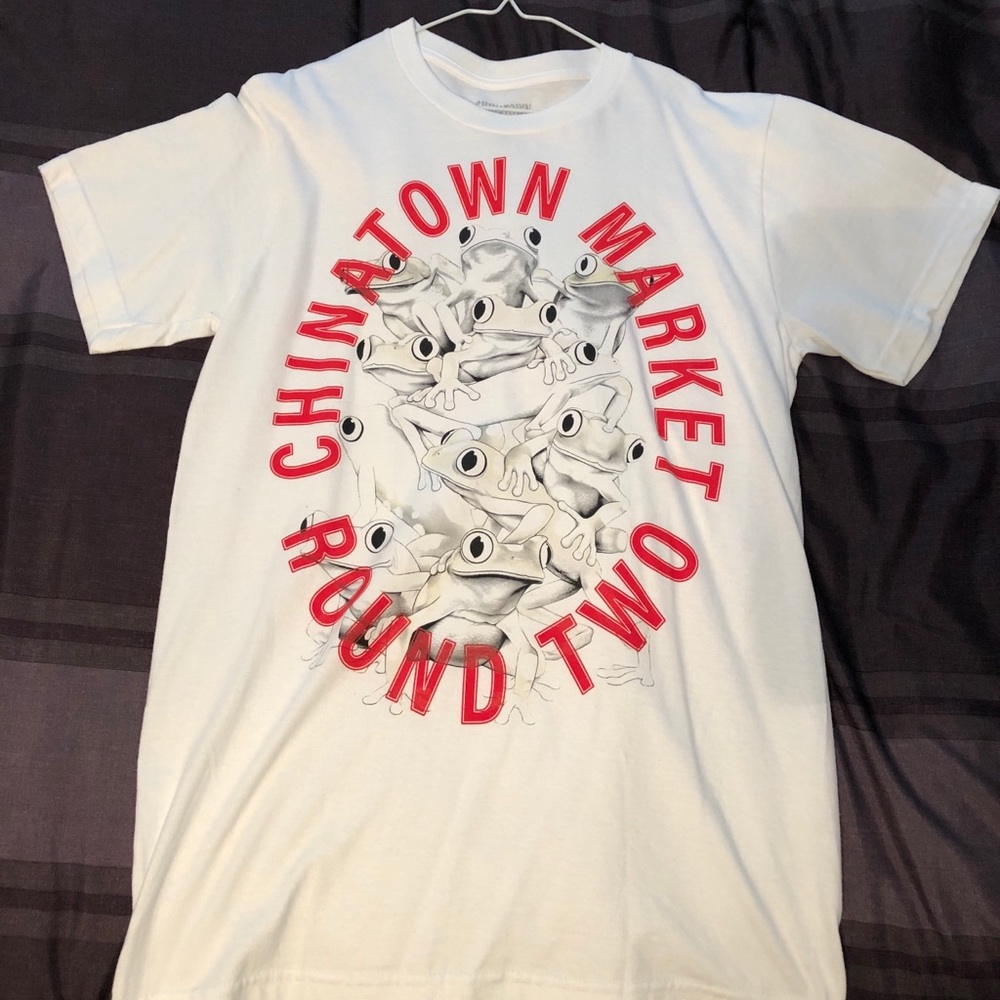 Chinatown Market x Round Two UV shirt